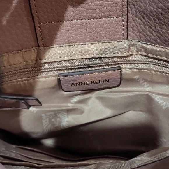 Anne Klein Purse - Picture 9 of 13